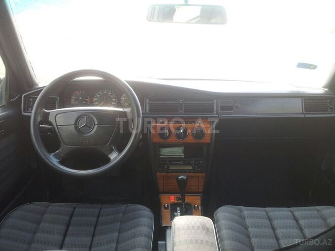 Mercedes 190 1992, 260,000 km - 2.0 l - Bakı