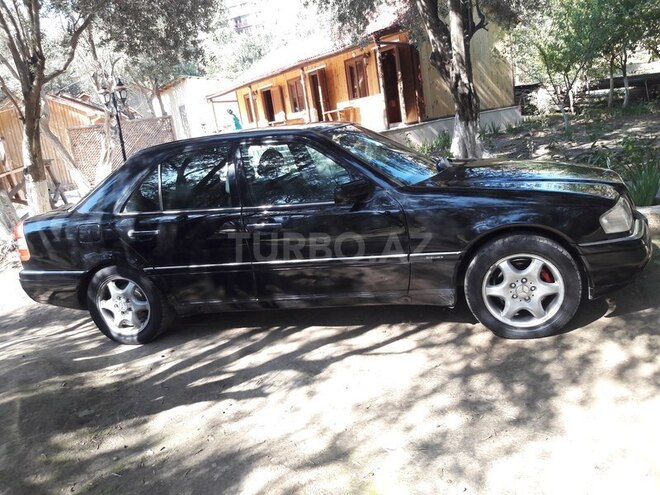 Mercedes C 280 1996, 266,000 km - 2.8 l - Bakı