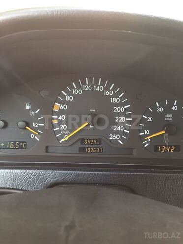 Mercedes C 240 1998, 194,000 km - 2.4 л - Bakı