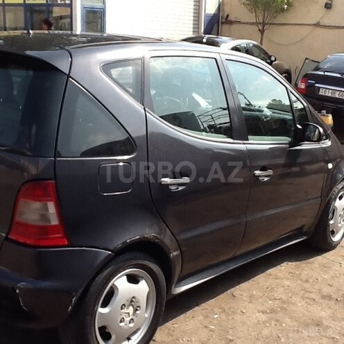 Mercedes A 190 2000, 230,000 km - 1.9 л - Bakı
