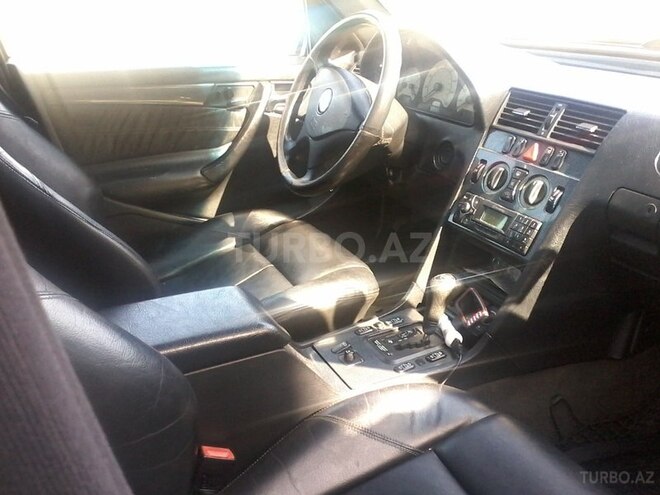 Mercedes C 230 2000, 199,670 km - 2.3 l - Sumqayıt