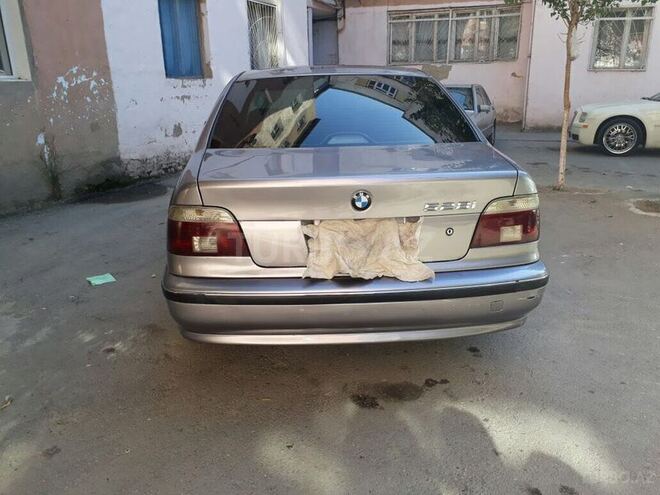 BMW 528 1997, 219,560 km - 2.8 l - Sumqayıt