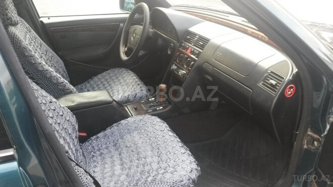 Mercedes C 180 1997, 240,000 km - 1.8 л - Bakı