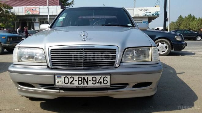 Mercedes B 180 1997, 182,564 km - 1.8 l - Ağdam