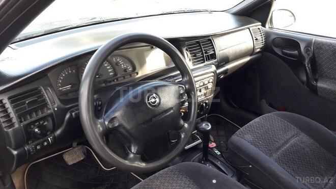 Opel Vectra 1997, 250,000 km - 1.8 л - Bakı