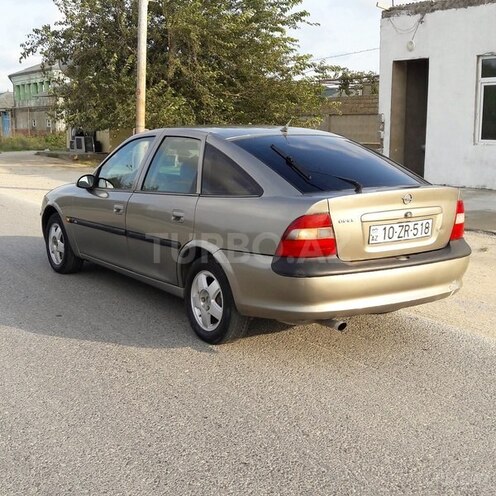 Opel Vectra 1997, 250,000 km - 1.8 л - Bakı
