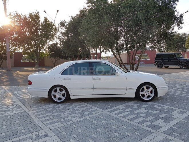 Mercedes E 240 2000, 190,077 km - 2.6 l - Bakı