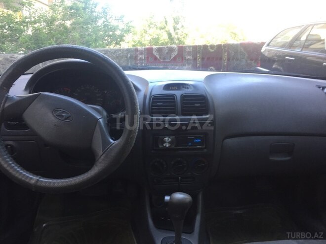 Hyundai Accent 2003, 330,000 km - 1.6 l - Bakı