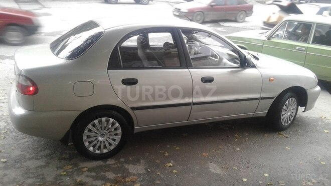 Daewoo Lanos 2010, 94,000 km - 1.3 л - Şəki