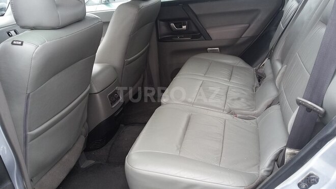 Mitsubishi Pajero 2005, 124,000 km - 3.8 l - Bakı