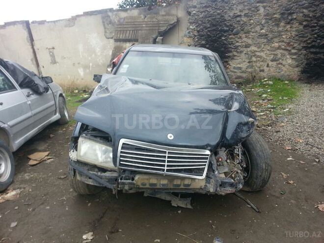 Mercedes C 230 1997, 210,852 km - 2.3 l - Gəncə
