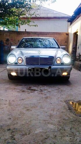 Mercedes E 300 1997, 410,472 km - 3.0 л - Naxçıvan