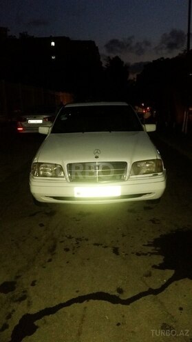 Mercedes C 180 1994, 200,000 km - 1.8 л - Bakı