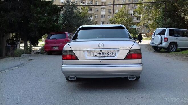 Mercedes E 220 1993, 500,000 km - 15.0 l - Bakı