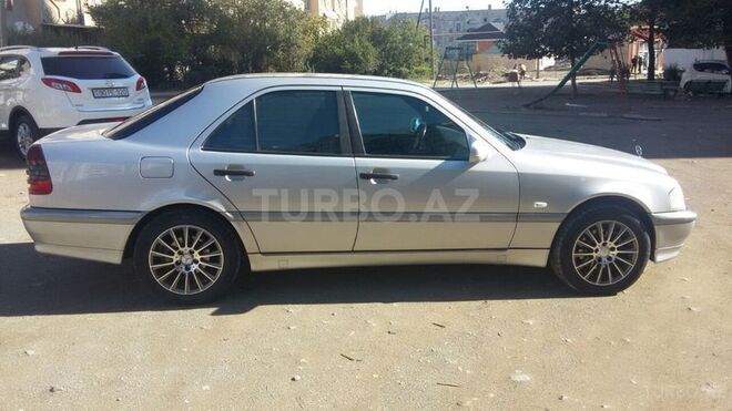 Mercedes C 200 2000, 98,000 km - 2.0 л - Gəncə
