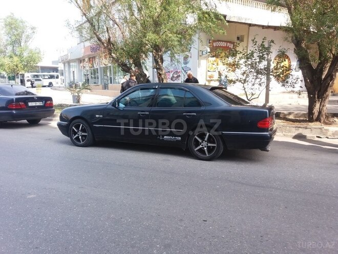 Mercedes E 200 1996, 250,000 km - 2.0 l - Bakı