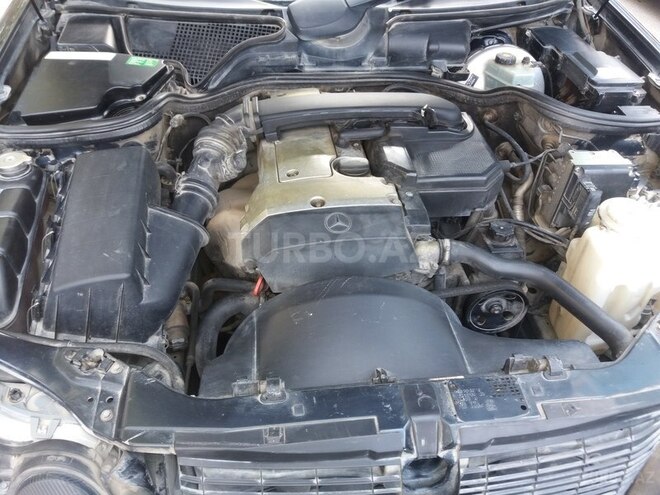 Mercedes E 200 1996, 250,000 km - 2.0 l - Bakı