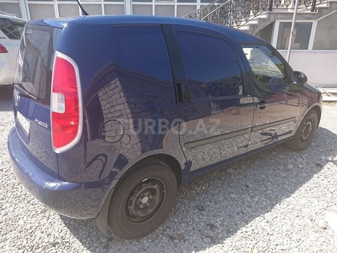 Skoda Praktik 2011, 335,000 km - 1.5 l - Bakı