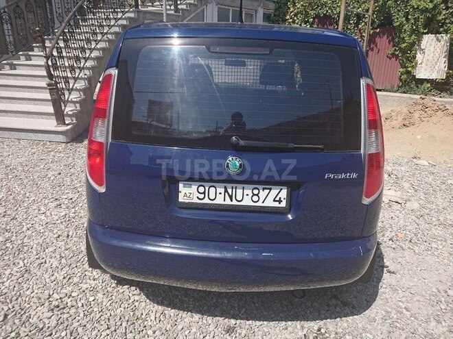Skoda Praktik 2011, 335,000 km - 1.5 l - Bakı