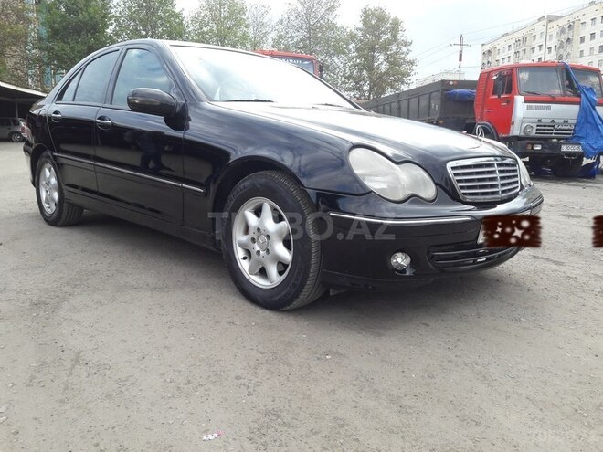 Mercedes C 240 2003, 258,069 km - 2.4 l - Gəncə