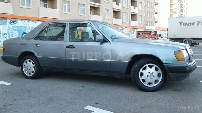 Mercedes E 200 1990, 430,586 km - 2.0 l - Bakı