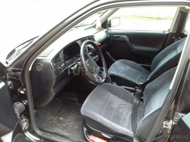 Volkswagen Golf 1994, 235,000 km - 1.8 l - Bakı