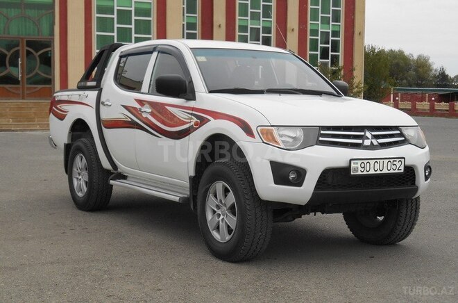 Mitsubishi L200 2008, 210,000 km - 2.5 л - Salyan