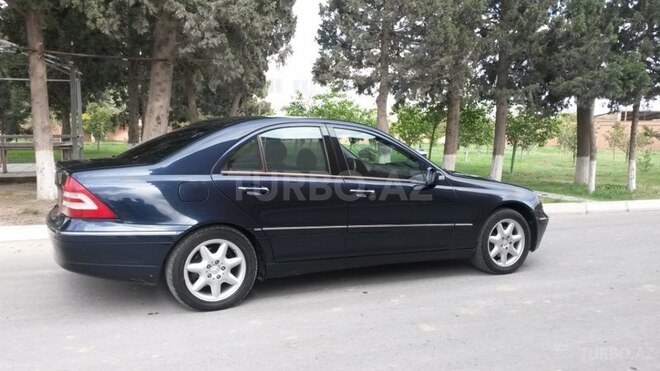 Mercedes C 240 2000, 242,000 km - 2.6 l - Bakı