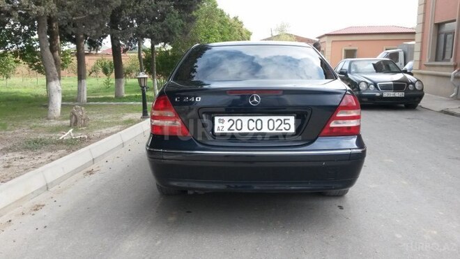Mercedes C 240 2000, 242,000 km - 2.6 l - Bakı