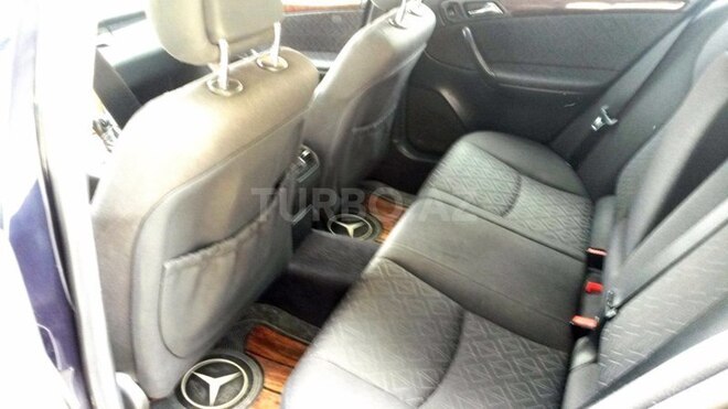 Mercedes C 240 2000, 242,000 km - 2.6 l - Bakı