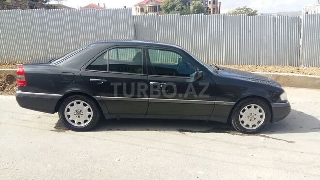 Mercedes C 280 1995, 240,000 km - 2.8 l - Bakı