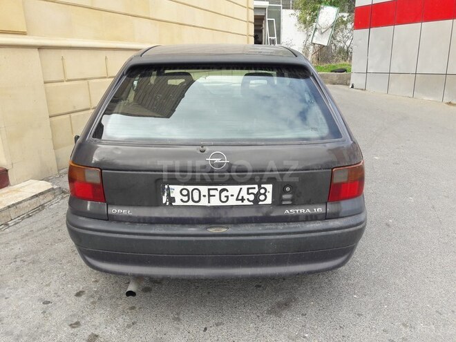 Opel Astra 1996, 331,147 km - 1.6 л - Bakı