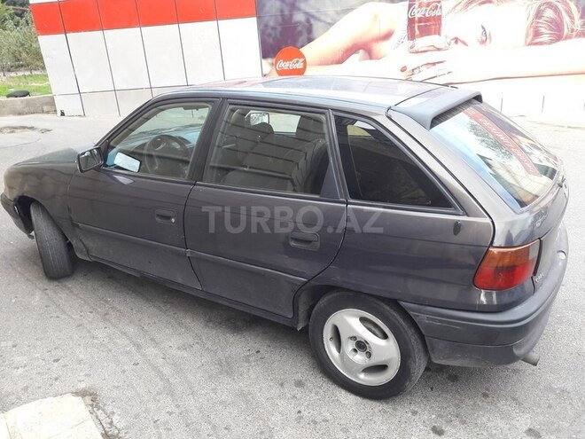 Opel Astra 1996, 331,147 km - 1.6 л - Bakı