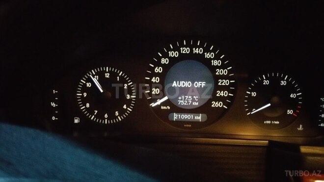 Mercedes E 220 2007, 205,000 km - 0.2 l - Bakı