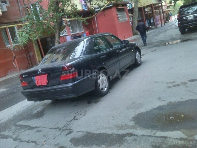 Mercedes C 200 1999, 264,576 km - 2.0 л - Bakı