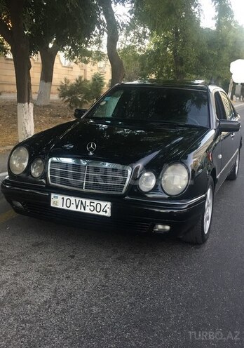 Mercedes E 320 1997, 295,000 km - 3.2 l - Bakı