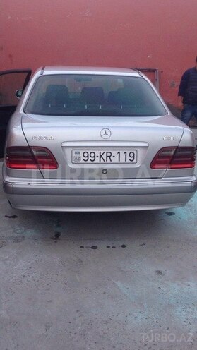 Mercedes E 220 1999, 265,898 km - 2.2 l - Bakı