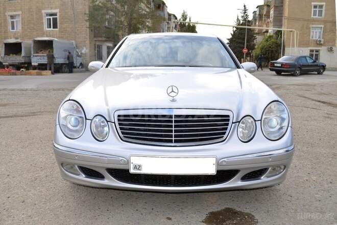 Mercedes E 320 2002, 240,000 km - 3.2 l - Bakı