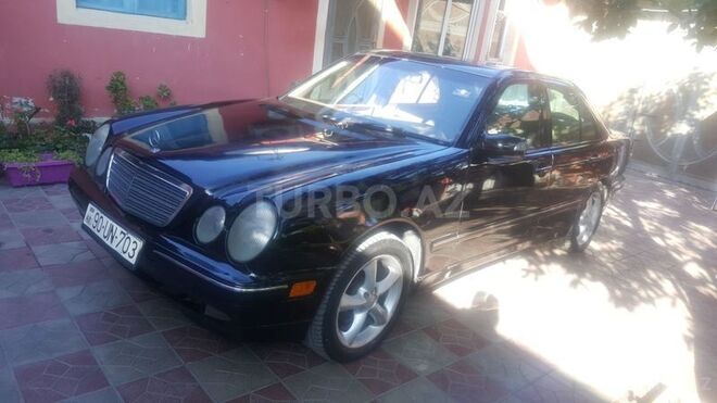 Mercedes E 320 1999, 277,000 km - 3.2 л - Bakı