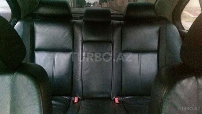 BMW 530 2001, 241,446 km - 3.0 l - Bakı