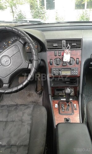Mercedes C 180 1999, 350,000 km - 1.8 л - Bakı