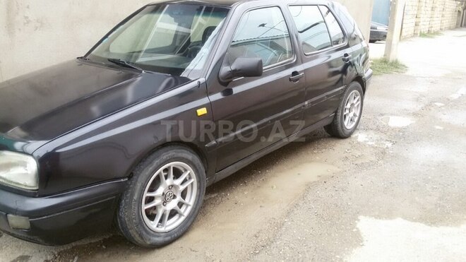 Volkswagen Golf 1995, 250,000 km - 1.8 l - Bakı
