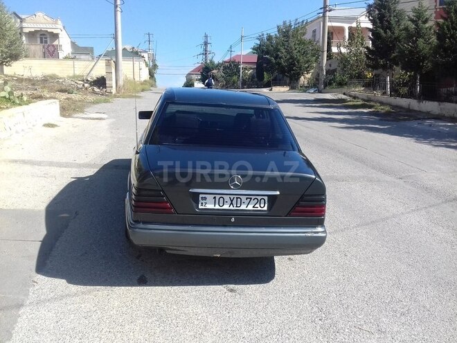 Mercedes E 220 1994, 26,650 km - 0.2 l - Bakı