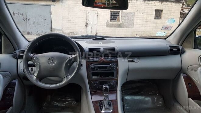 Mercedes C 240 2000, 210,000 km - 2.6 l - Bakı