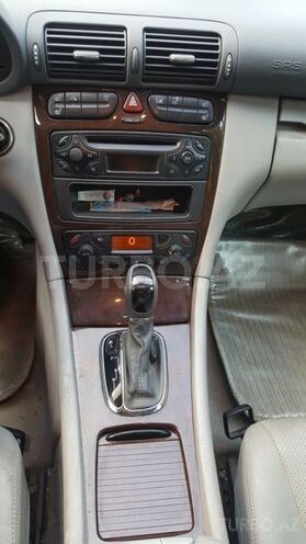 Mercedes C 240 2000, 210,000 km - 2.6 l - Bakı