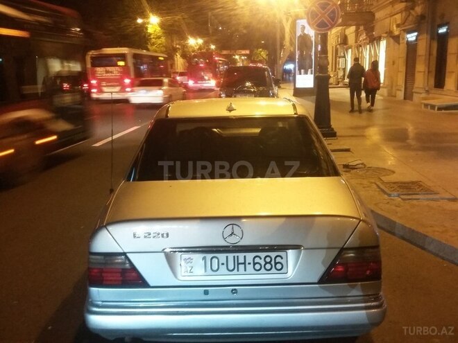 Mercedes E 220 1995, 344,750 km - 2.2 l - Bakı