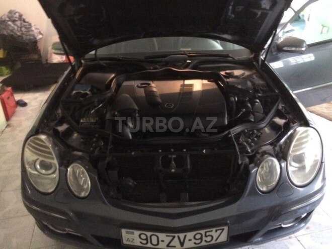 Mercedes E 220 2007, 270,000 km - 2.2 l - Bakı