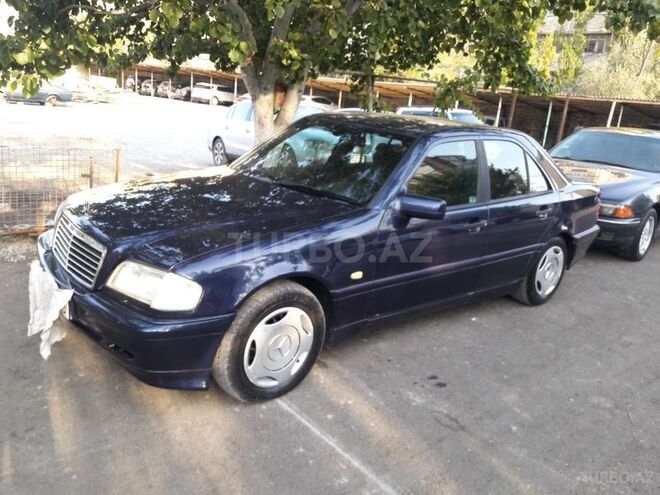Mercedes C 180 1998, 215,480 km - 1.8 l - Bakı