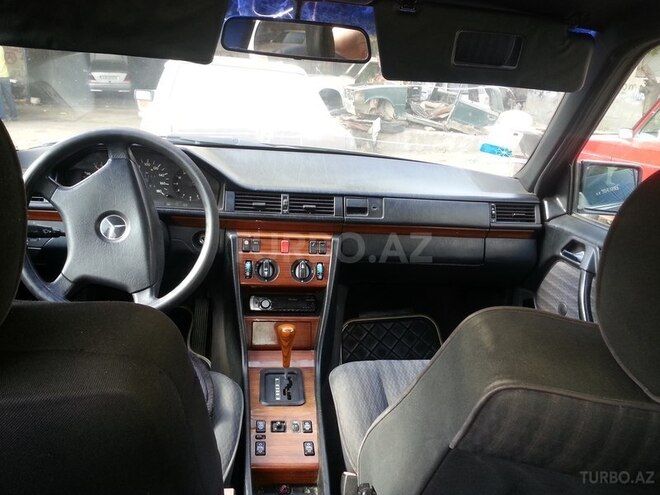 Mercedes E 200 1991, 433,000 km - 2.0 л - Xırdalan