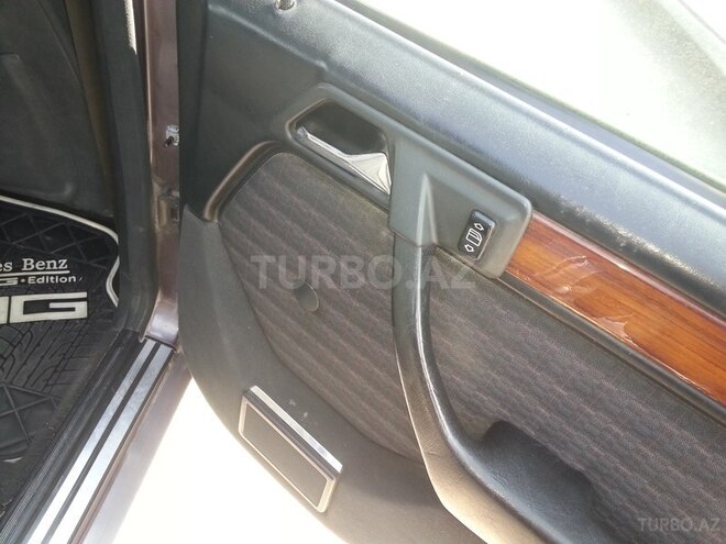 Mercedes E 200 1991, 433,000 km - 2.0 л - Xırdalan